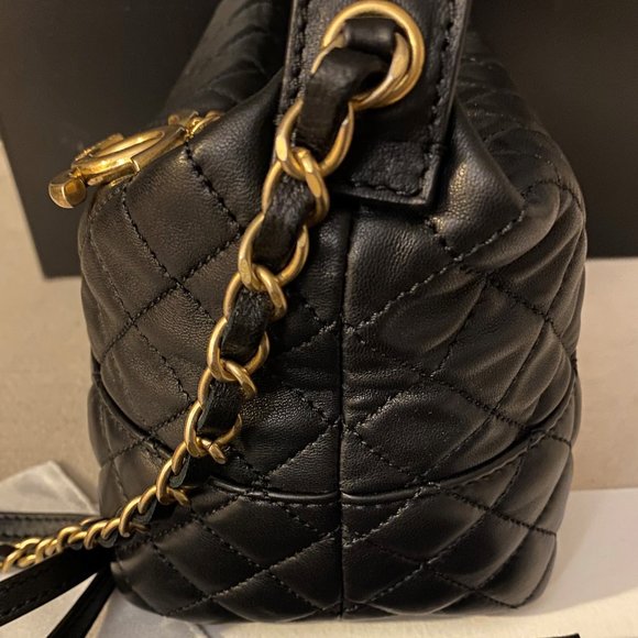 Chanel Sac Hobo Bag - Picture 3 of 9